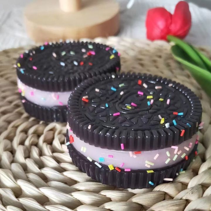 1Pcs%20Durable%20New%20Fidget%20Biscuit%20Pinching%20Toy%20Stress%20Relief%20Silicone%20Squeeze%20Dessert%20Toy%20Super%20Soft%20Big%20Oreo%20Stress%20Relief%20Toy%20-%20Image%202