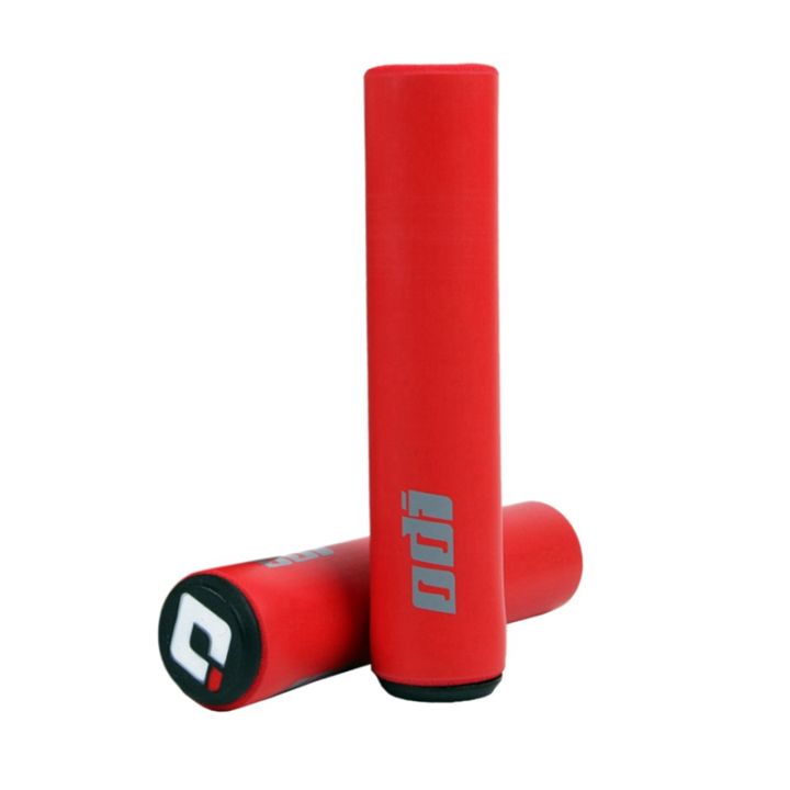 ODI%202Pair%20MTB%20Bicycle%20Grip%20Silicone%20Handlebar%20Grips%20Shock-Absorbing%20Soft%20Mountain%20Bicycle%20Grip%20Bike,Red%20&%20Purple%20-%20Image%204