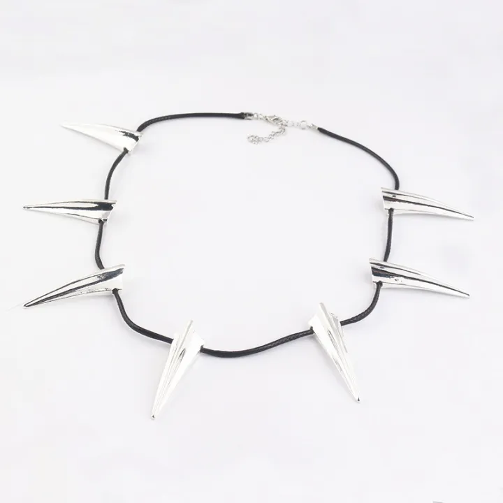 Black%20Panther%20Wolf%20Fang%20Necklace%20Seven%20Teeth%20Pendant%20Domineering%20Men's%20Sweater%20Chain%20Pendant%20Avengers%20Movie%20and%20TV%20Peripherals%20-%20Image%207