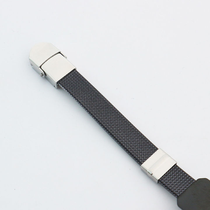 In%20Stock%20Can%20Carve%20Writing%20DIY%20%20Stainless%20Steel%20Simple%20Titanium%20Steel%20Bracelet%20Men's%20European%20and%20American%20Fashion%20Metal%20Bracelet%20Couples%20Bracelet%20-%20Image%204