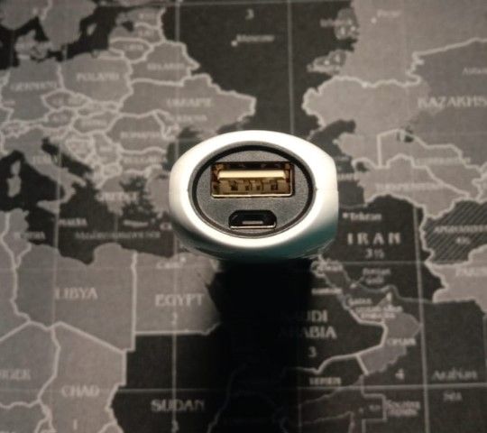 New%20Samsung%20Mini%20Power%20Bank%20Casing%20With%20Circuit%20(1%20Cell%2018650%20Battery%20Casing)%20-%20Image%204