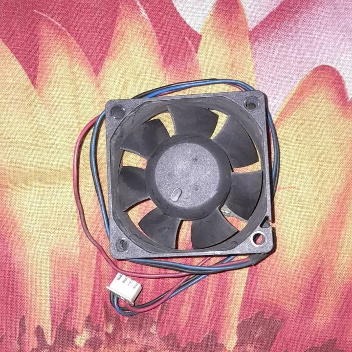 Swap%20Fan%20R730%206025%2048V%20High%20Speed%20Brushless%20Metal%20Body%20Cooling%20Fan%202.5x%201.5%20inch%2048V%202%2015000RPM%206%20Wire%20Server%20Cooling%20Fan%2060x25x60%20mm%20Fans%20-%20Image%203