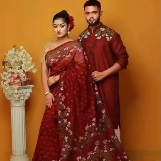 Stylish & fashionable New Matching best/Coupple Dress/For Men & Women / Saree & Panjabi/ (Combo Set))