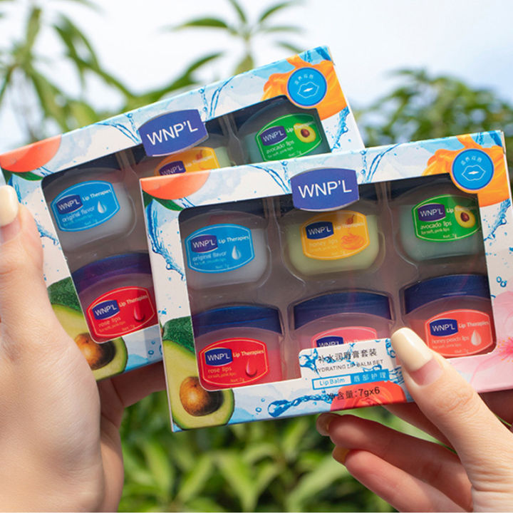Vaseline%20Lip%20Therapy%20Rosy%20Lips%20Cocoa%20Butter%20Natural%20Fruit%20Essence%20Lip%20Balm%20Tinted%20and%20Clear%20Anti-Cracking%20Lip%20Treatment%20-%20Image%206