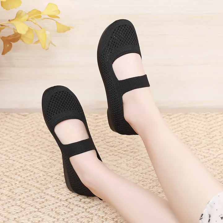 Slip-on%20Summer%20New%20Hole%20Mom%20Shoes%20Soft%20Bottom%20Soft%20Surface%20Breathable%20Lightweight%20Comfortable%20Hollow%20Lazy%20Flat%20Sandals%20-%20Image%202