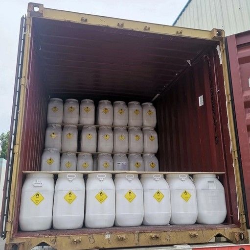 TCCA%2090%20chlorine%20granules%20for%20Swimming%20Pool%20Water%20Treatment,%20Chlorine%2090%25%20-%20Image%205