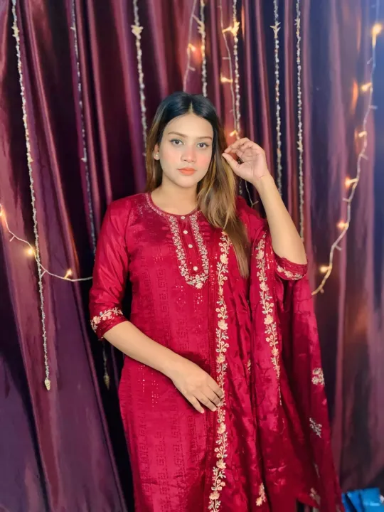 Pakistani%20Crept%20Chinon%20Three%20Piece%20-%20Image%203