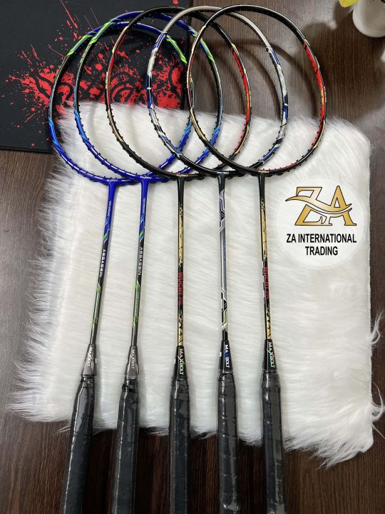 MAXBOLT%20BADMINTON%20RACKET%20-%20Image%204