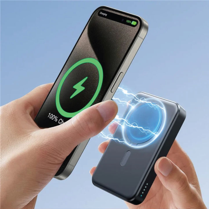 Joyroom%20JR-W020%20New%20Upgrade%2020W%20More%20Small%20&%20Mini%20PD%20Magnetic%20Wireless%20Power%20bank%2010000mAh%20-%20Image%204