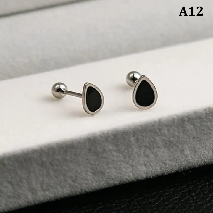 Silver%20Black%20Heart%20Star%20Round%20Small%20Stud%20Earrings%20for%20Women%20Ear%20Studs%20Jewelry%20Podazz%20-%20Image%207