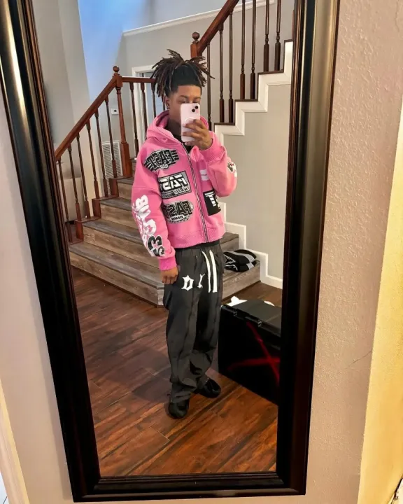 Fashion%20letter%20print%20design%20zipper%20oversized%20pink%20hoodie%20for%20men%20y2k%20high%20street%20popular%20hip-hop%20aesthetic%20baggy%20sweatshirt%202024%20-%20Image%203