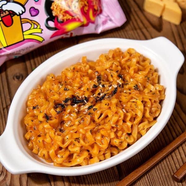 Samyang%20Buldak%20Carbonara%20Hot%20Chicken%20Ramen%20Noodles%20HALAL%20650%20g%20130%20g%20x%205%20-%20Image%202