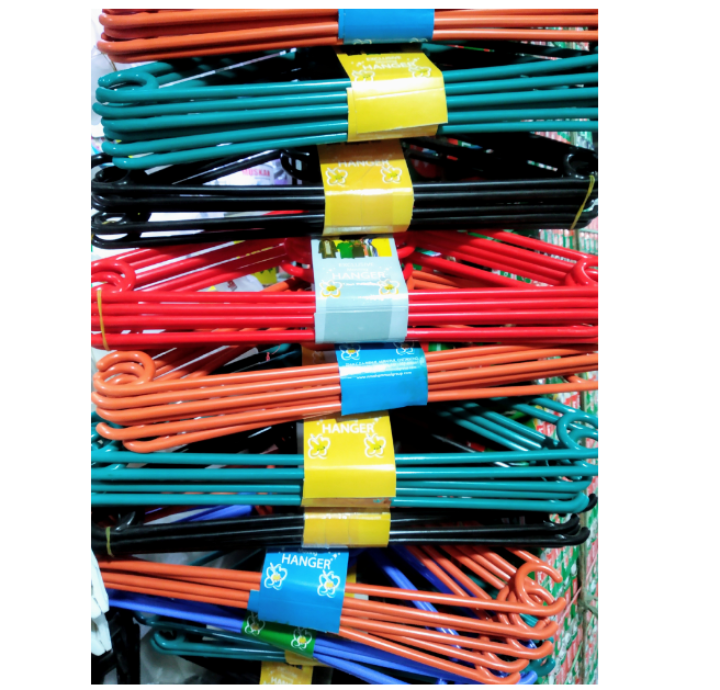 Moving%20Strong%20Premium%20Quality%20Plastic%20Hangers%201%20Color%206%20Pcs%20Set%20Blue,%20Orange,%20Red,%20Green%20And%20Black%20-%20Hanger%20-%20Image%203