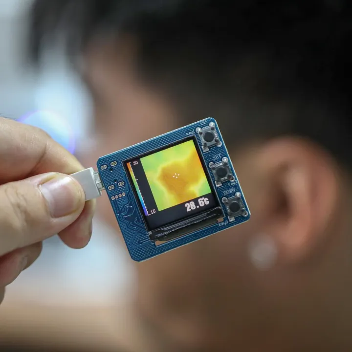 KOGEEK%20AMG8833%20IR%208*8%20Infrared%20Thermal%20Imager%20Array%20Temperature%20Sensor%207M%20Farthest%20Detection%20Distance%20-%20Image%203