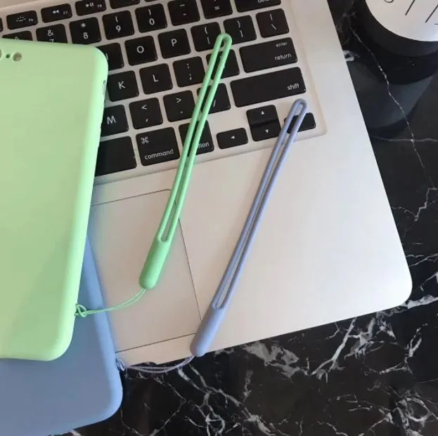 Long%20Silicone%20Cell%20Phone%20Lanyard%20Holder%20Phone%20Wrist%20Straps-2Pcs%20-%20Phone%20Back%20Cover%20-%20Image%204