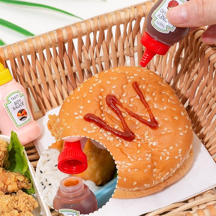 Mini%20Portable%20Sauce%20Bottle%20Japanese%20Bento%20Salad%20Dressing%20Ketchup%20Plastic%20Sub-Bottling%20Seasoning%20Squeeze%20Sauce%20Bottle%20Food%20Play%20-%20Image%206