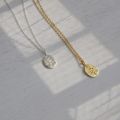 Fashion Ins Style Simple Engraved Flower Necklace for Women Exquisite Gold Plated Sweather Chain Pendant Necklace for Mother's Day Jewelry Gift Qoddess.