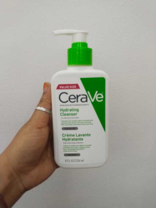 Cerave%20Hydrating%20Facial%20Cleanser%20236ml%20-%20Image%204
