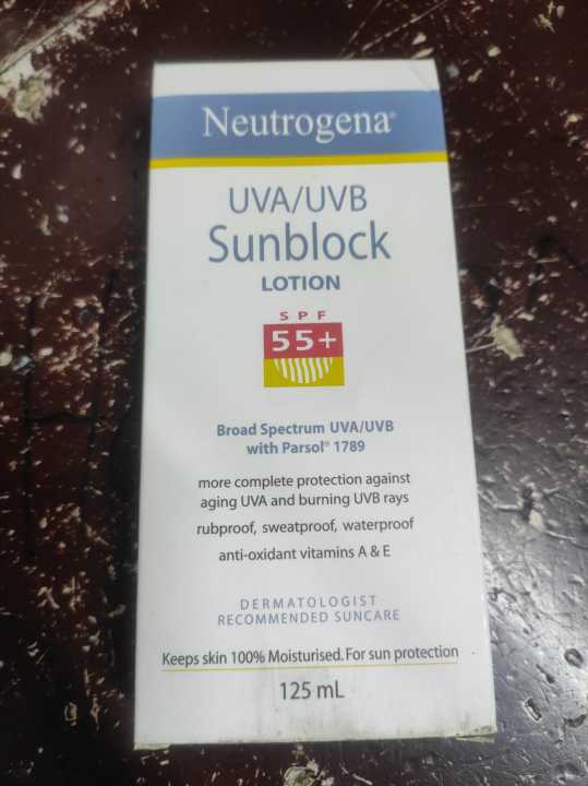 International USA Product 𝐍𝐞𝐮𝐭𝐫𝐨𝐠𝐞𝐧𝐚 UVA/UVB Sunblock Lotion ( 𝐒𝐏𝐅 55++)-125ml