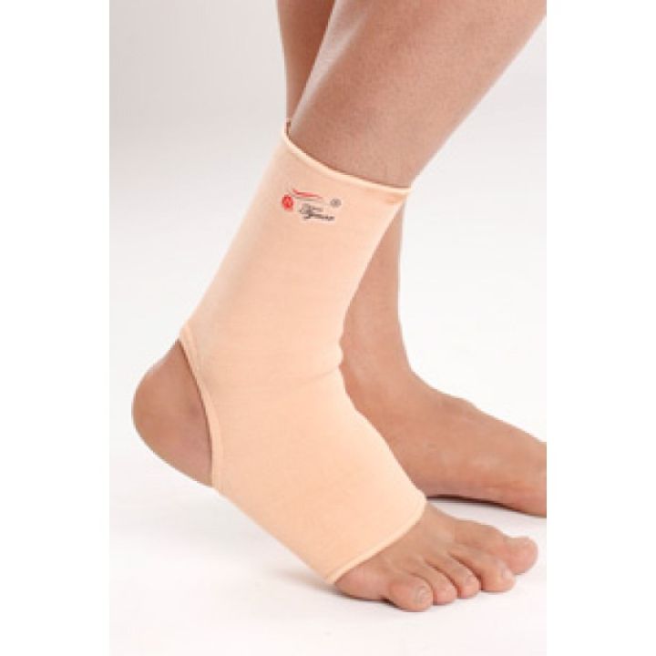 Tynor%20Anklet%20(Compression,Support,%20Pain%20Relief)-Small,%20Medium,%20Large/%20Tynor%20Anklet%20Cheville%20Tobillera%20-%20Image%203