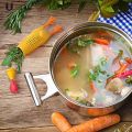 1*Chicken Herb Spice Tools Simmering Soup Seasoning Jars For Spices Box Seasoning Container Reusing Silicone Seasoning Box. 