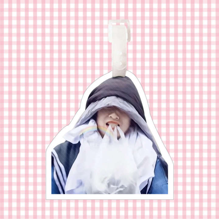 Liu%20Yaowen's%20backpack,%20accessories,%20luggage%20travel%20cases,%20keychains,%20hanging%20tags,%20big%20head%20celebrities,%20supporting%20Youth%20League%20of%20the%20times%20-%20Image%208