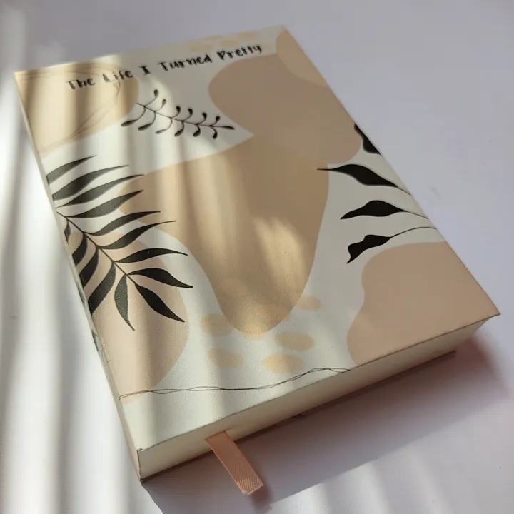 The%20life%20i%20turned%20pretty%20-%20Aesthetic%20200%20sheet%20diary%20(vintage%20paper,7.5''/5.4''%20size)%20-%20Image%202