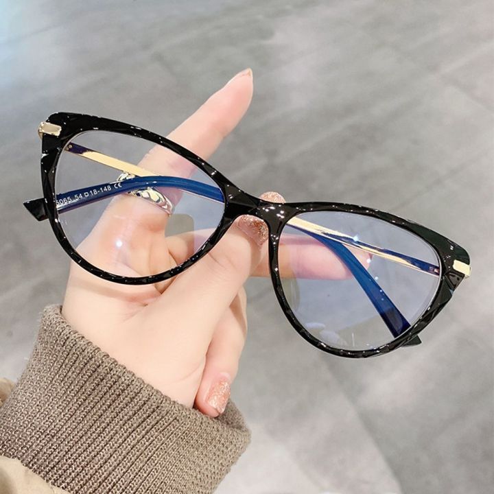 Fashion%20TR90%20Ladies%20Cat%20Eye%20Glasses%20Frames%20Women%20Brand%20Designer%20Clear%20Lens%20Eyeglasses%20Optical%20Frame%20Female%20Fashion%20Eyewear%20-%20Image%204
