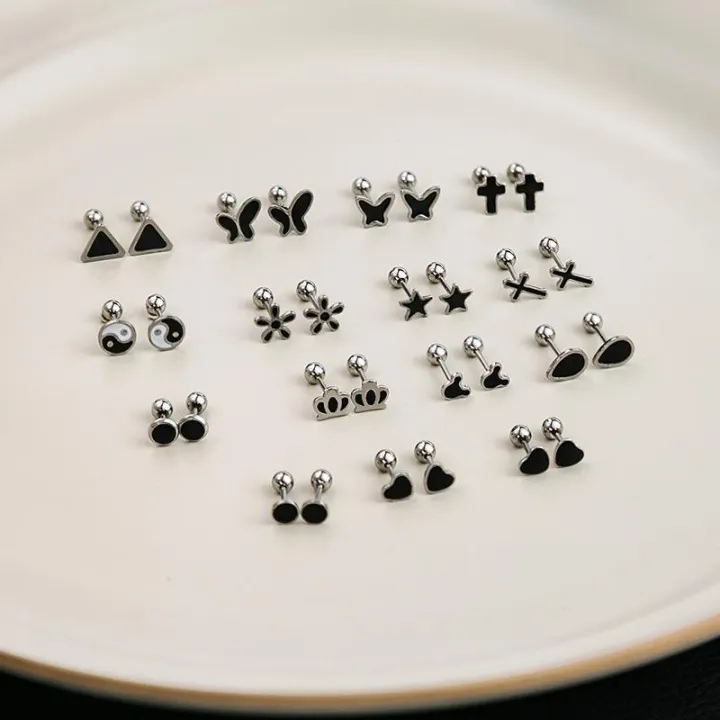 Silver%20Black%20Heart%20Star%20Round%20Small%20Stud%20Earrings%20for%20Women%20Ear%20Studs%20Jewelry%20Podazz%20-%20Image%203