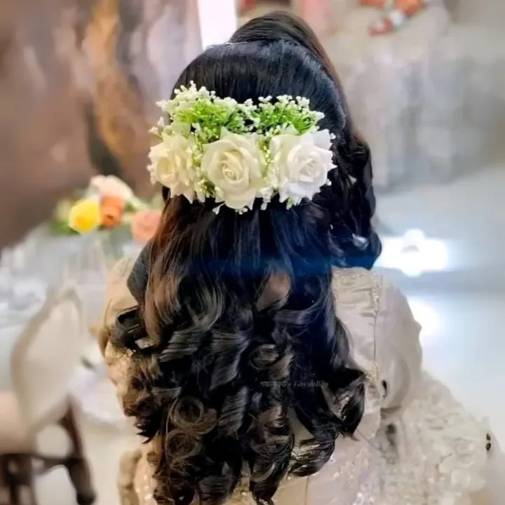 Artificial%20Flower%20Bridal%20/%20Non-Bridal%20Khopa%20for%20Women%20-%20Image%202