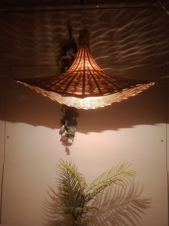 Eco%20friendly%20Hancrafted%20Bamboo%20Made%20Horn%20Design%20Celling%20Lampshade%20-%20Image%205