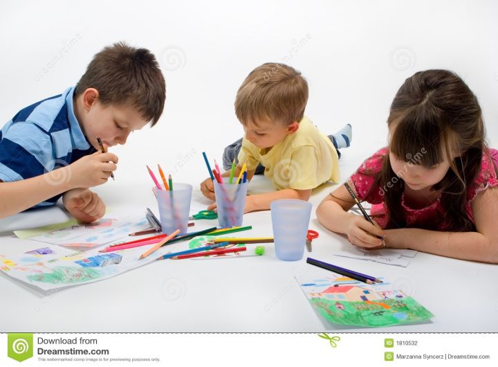 Multi%20color%20or%20Bright%2018%20pics%20colors%20Rong%20pencil%20OIL%20PASTEL%20SET%20IN%20PLASTIC%20BOX%20Hexagonal%20-%20Image%205