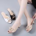 Block heel sandals women's outerwear 2021 new summer rhinestone bow sandals ladies plus size high heels wholesale.