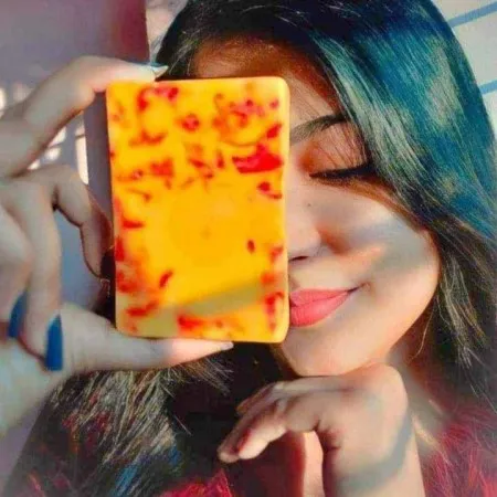 Saffron%20Goats%20Milk%20Soap%20Premium%20(Handmade)%20-%20Image%202