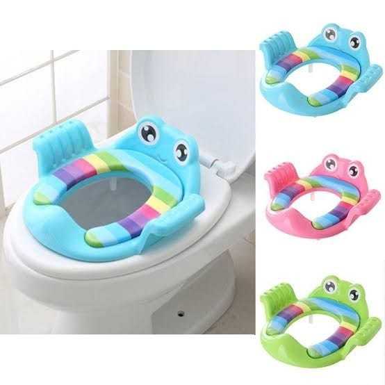 Baby%20toylet%20Cover%20adjust%20with%20commod,%20Kids%20potty%20toylet%20training%20-%20Image%207