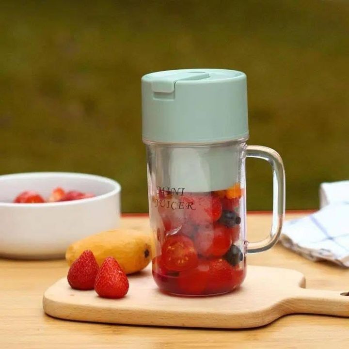 Travel%20Juicer%20Cup%20Mini%20Travel%20Juicer%20Blender%20Portable%20Electric%20Juicer%20Cup%20Fruit%20Mixer%20Travel%20Blender%20Fruit%20Mixer%20Machine%20-%20Image%203