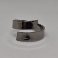 Classic Spring Ring for Man Adjustable Jewelry Rings Free Size for Men Women Gothic Thumb Finger.