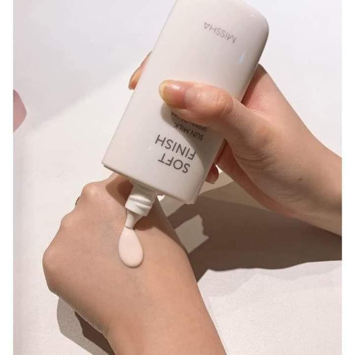 Missha%20All%20Around%20Safe%20Block%20Soft%20Finish%20Sun%20Milk%20SPF50+%20PA+++%2070%20ml%20-%20Image%203