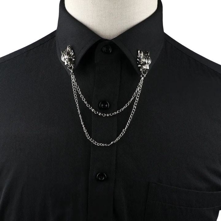 Wolf%20Pin%20Brooch%20Chain%20for%20Men%20Stylish%20Collar%20Accessory%20with%20Bold%20Head%20Design,%20Suit%20Lapel%20Decoration%20Piece%20-%20Image%204