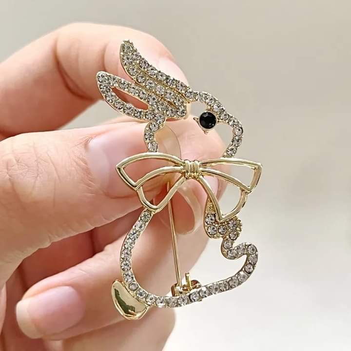 Trendy%20Fashionable%20Rabbit%20Bunny%20Brooch%20for%20Women%20Hijab%20Pin%20Stone%20-%20Cute%20Brooch%20Hijab%20Safety%20Pin%20for%20Girls%20Simple%20Stylish%20-%20Hizab%20Safety%20Pin%20for%20Girls%20and%20Women%20-%20Hijab%20Pin%20for%20Women%20-%20Image%204