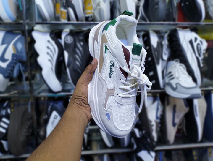 Versatile%20-Hot%20Collection%20Stylish%20and%20Fashionable%20Summer%20and%20Winter%20Exclusive%20Sneakers%20black%20sports%20shoe%20-%20Image%206