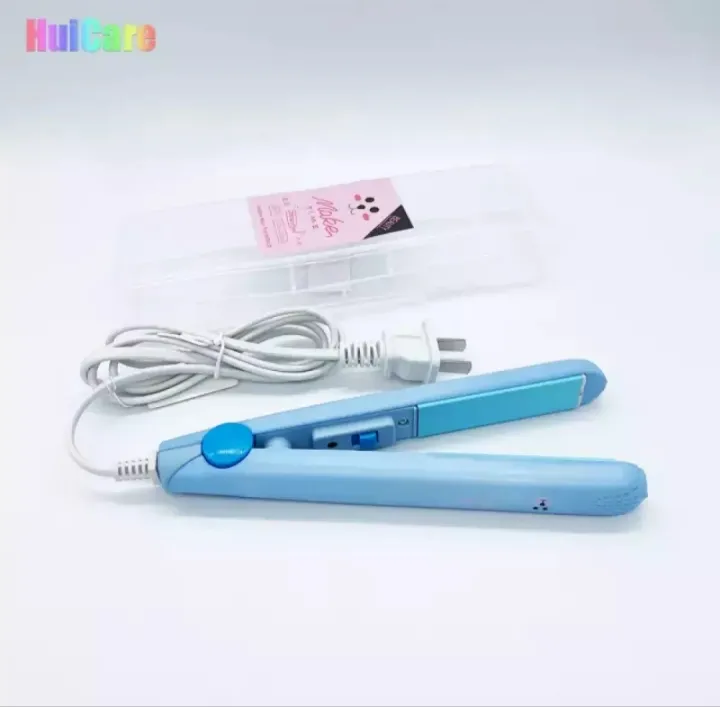 Mini%20Hair%20Straightener%20Multicolor%20-%20Hair%20Straightener%20-%20Image%207