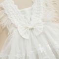 Ma&Baby Baby Girls Casual Dress, White Square Collar Sleeveless Lace Hem One-piece, 0-24 Months. 