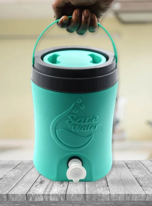 Luxury%20Water%20Jug%20Camper%20with%20Tap%20Plastic%20Insulated%20Water%205%20Liter%20Water%20Storage%20Cool%20Water%20Storage%20for%20Traveling%20Water%20Jug%205%20Liter%20-%20Image%204