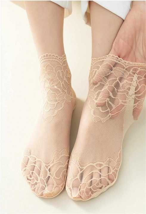 Fashion%20Women%20Lace%20Flower%20Socks%20Female%20Elastic%20Thin%20Breathable%20Ankle%20Socks%201Pairs%20-%20Image%204