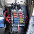Car Boat Fuse Box LED Warning Indicator 12V 32V Power Distribution Panel Car Boat Fuse Box Holder 6/12 Ways.