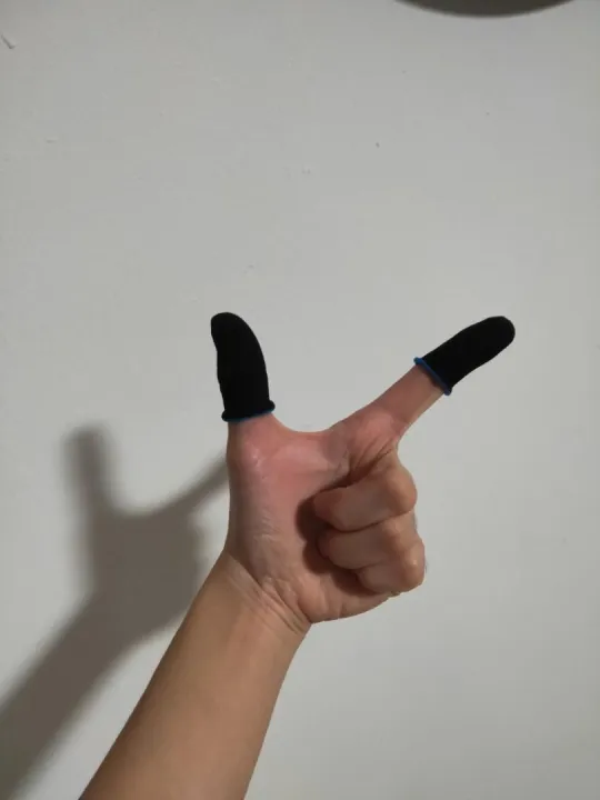 Finger%20Sleeve%202%20NEW%20Generation%20Wasp%20Feeler%20Sweat-Proof%20Finger%20Cover%20mobile%20phone%20tablet%20Game%20Touch%20Screen%20Thumb%20-%20Image%202
