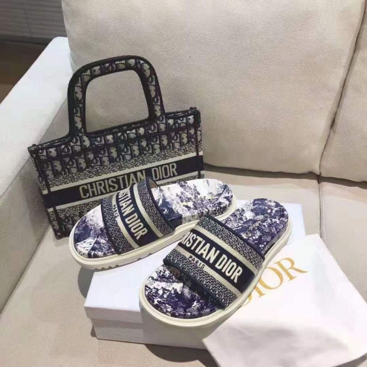 High%20Version2023Summer%20New%20One-Word%20Slippers%20Platform%20Embroidered%20PrintingDOHome%20Slippers%20for%20Women%20-%20Image%207