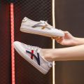 White Shoes Women's2022Spring and Summer New Mesh Versatile Fashionable Shoes Women's Shoes Board Shoes Flat Summer Breathable Sneakers.