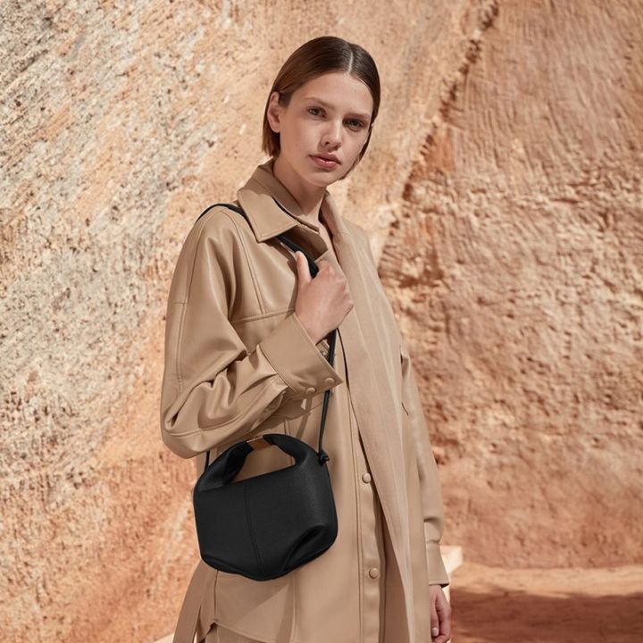 Polene%202023%20new%20Luxury%20Fashion%20Series%20Personalized%20Bento%20Bag%20Shoulder%20Messenger%20bags%20for%20women%20-%20Image%204